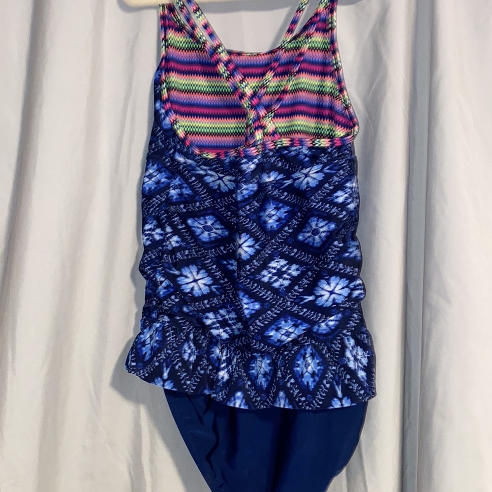 Bathingsuit - Picture 2 of 2